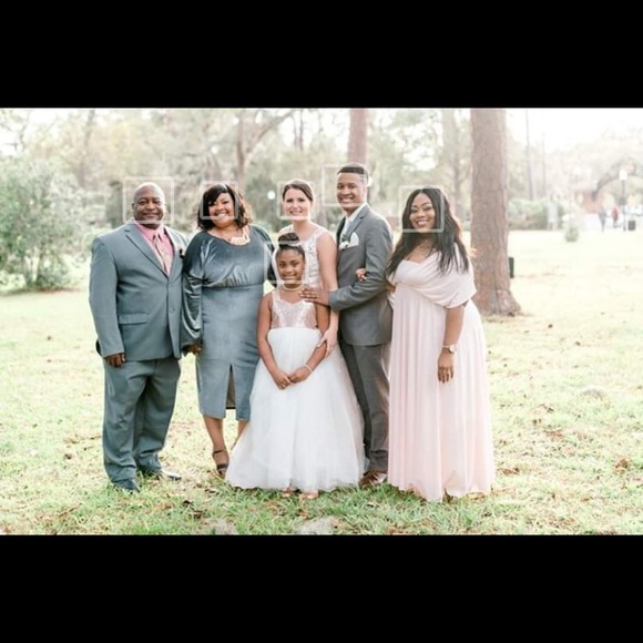 Meet your Posher, Michelle - Picture 2 of 7